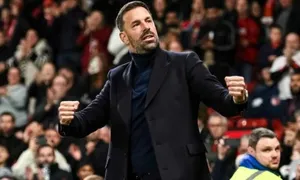 Van Nistelrooy được dự đoán hòa trận ra mắt Ngoại hạng Anh Van Nistelrooy được dự đoán hòa trận ra mắt Ngoại hạng Anh