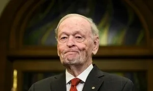 Cựu thủ tướng Canada: 'Ông Trump nên tỉnh táo trở lại' Cựu thủ tướng Canada: 'Ông Trump nên tỉnh táo trở lại'