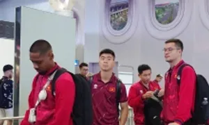 Đội tuyển Việt Nam đến Malaysia